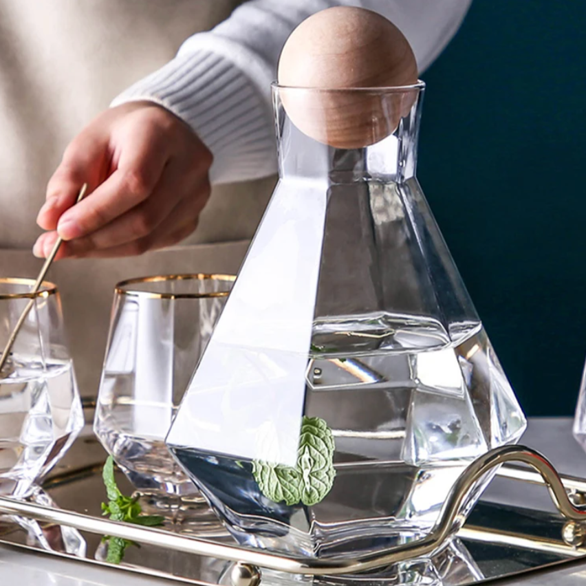 Geometric Glass Pitcher and Tumbler Set for Cocktails, Water & Juice – 5-Piece Beverage Serving Collection with Wooden Stopper
