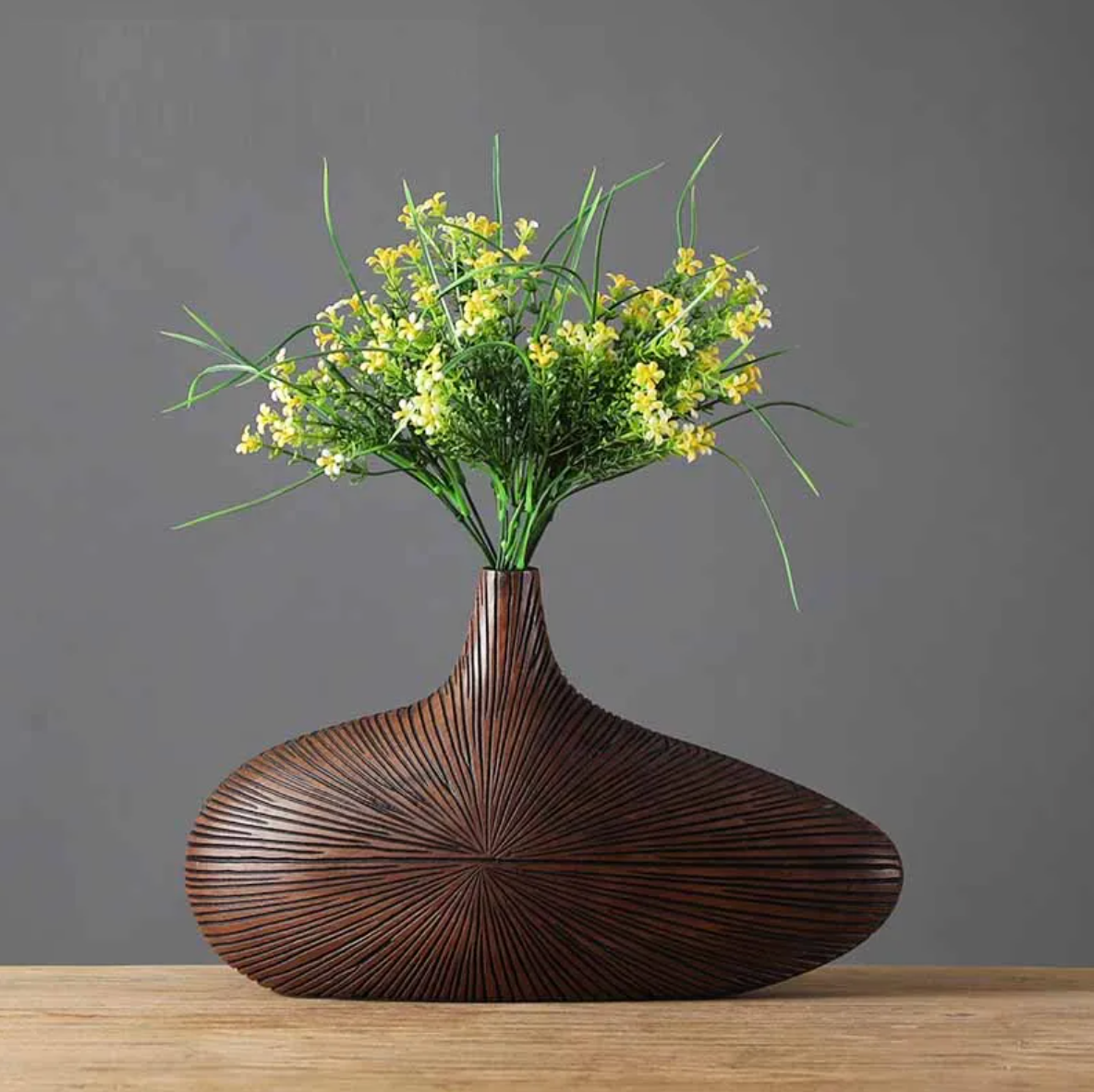 Sculptural Faux-Wood Vase for Floral Displays & Statement Décor, Medium 14 in & Large 20 in, Textured Organic Design for Living Room, Bedroo