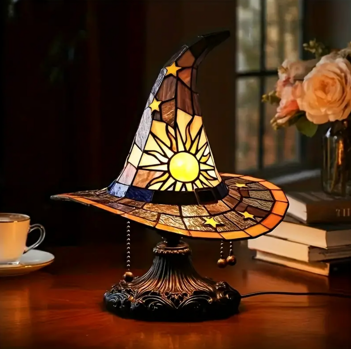 MystiHat™ – Enchanted Glow Lamp