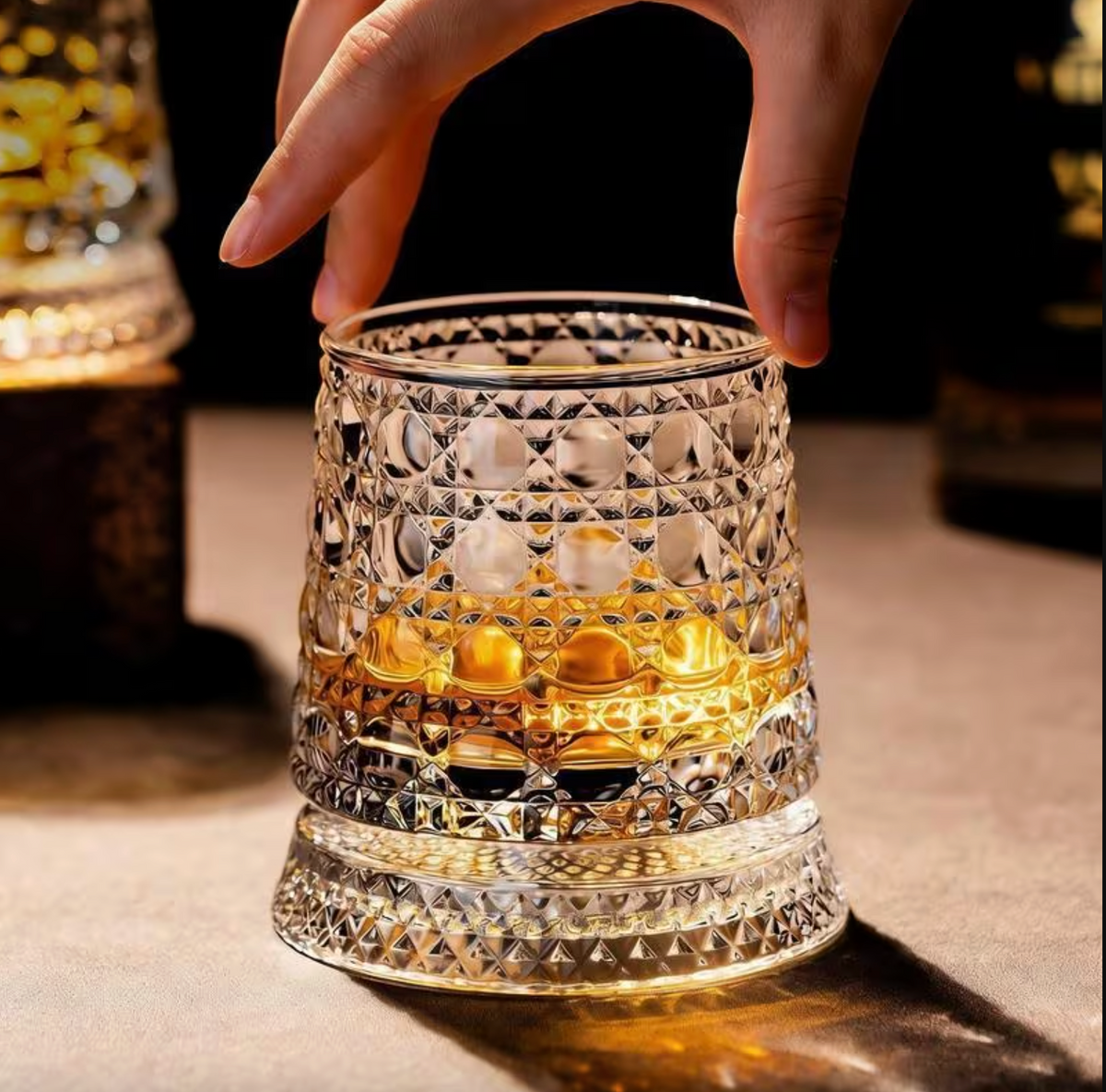 SpinSpirit™ – Crystal Whiskey Glass