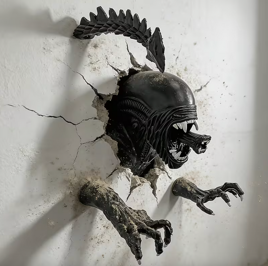 Xenobreach™ – Alien Wall Sculpture