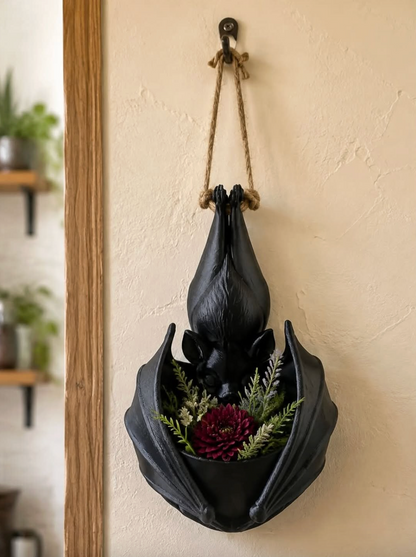 Noctiflora™ – Gothic Bat Hanging Planter