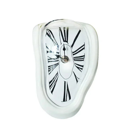 Horloge décorative Flowing Timepiece en aluminium à quartz, cadran à chiffres romains, 18 x 13 x 15 cm, argentée, style surréaliste pour bureau, cheminée ou étagère