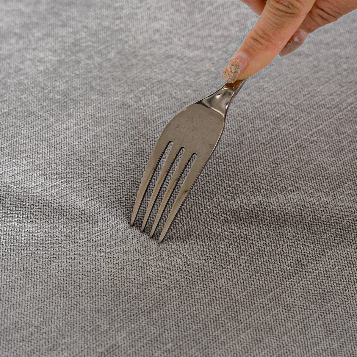 PawGuard – Eco-Friendly Scratch Protection Sofa Cover