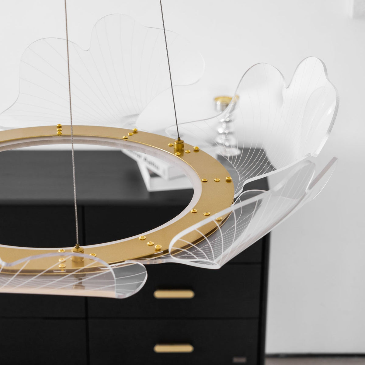Round Pendant Light with Acrylic Leaf Diffuser 27 in Gold Adjustable Height LED for Kitchen Dining Room Office Bedroom Modern Flush Mount Fi