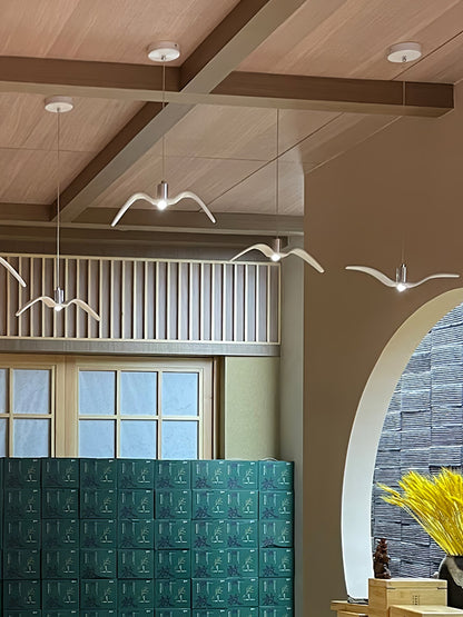 Suspension sculpturale en forme d'oiseau avec éclairage LED à hauteur réglable, filaire, pour îlots de cuisine, tables de salle à manger et espaces de vie, en blanc ou
