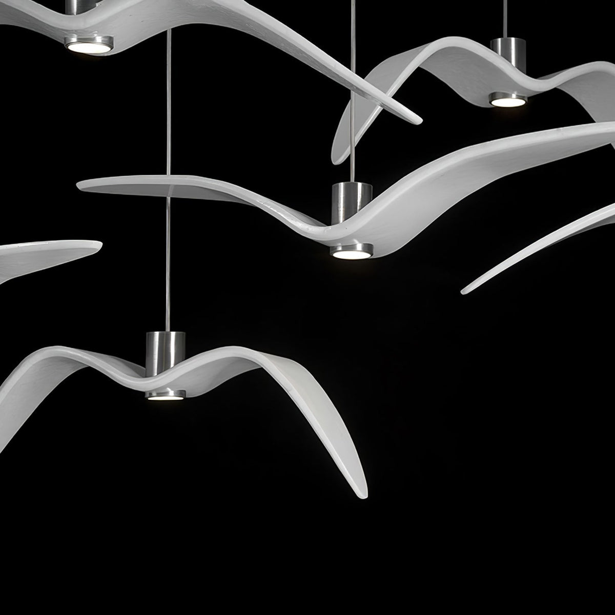 Suspension sculpturale en forme d'oiseau avec éclairage LED à hauteur réglable, filaire, pour îlots de cuisine, tables de salle à manger et espaces de vie, en blanc ou