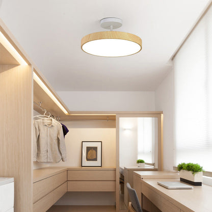 Flush Mount Ceiling Light with Wood Grain Finish & Gold Frame – Modern Scandinavian Design for Living Room, Bedroom & Dining Room
