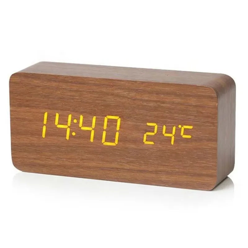 Réveil numérique à LED avec triple alarme, affichage de la température, réglage de la luminosité, finition grain de bois, alimentation USB, pour chambre, bureau, table de chevet