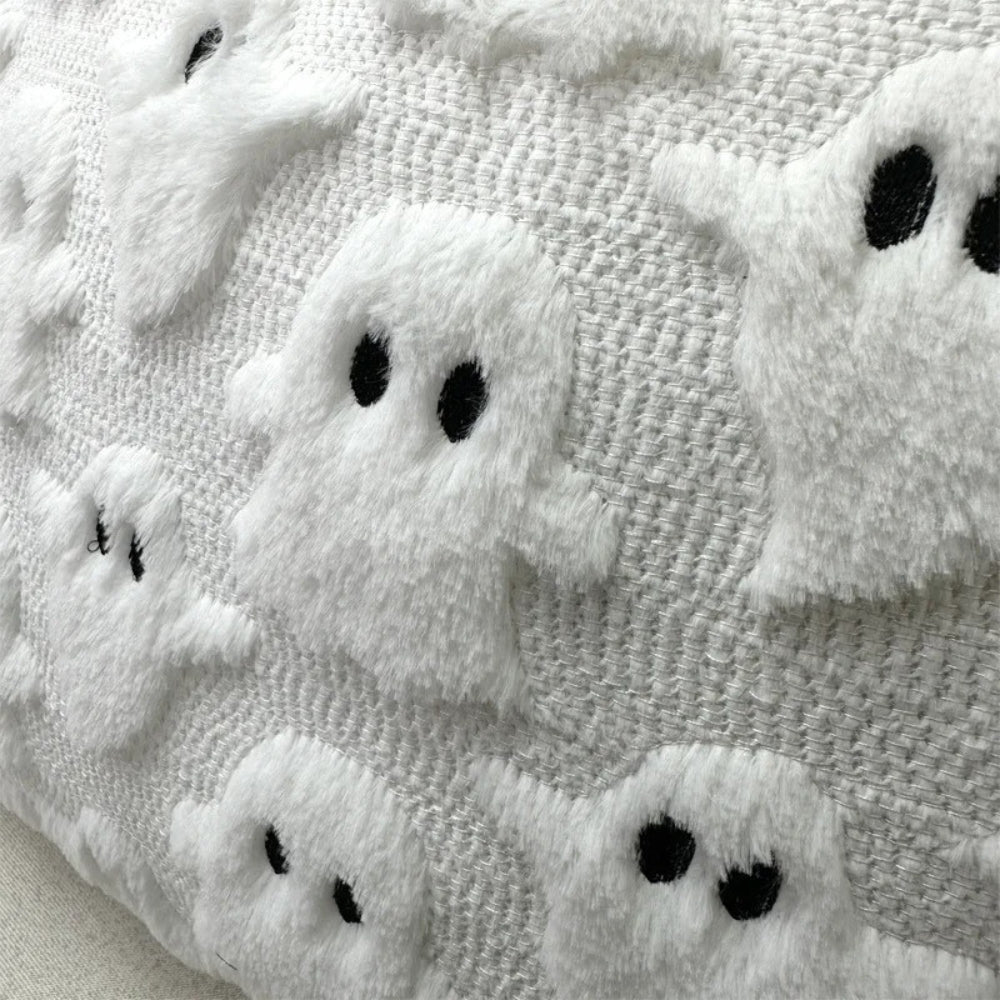 Sierra Halloween Cushion Cover - Plush Microfiber, 3D Ghost Design