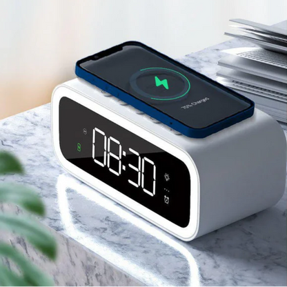 Smart Home | Digital Alarm Clock with Qi Wireless Charging & Adjustable Brightness | Sleek Design for Convenience