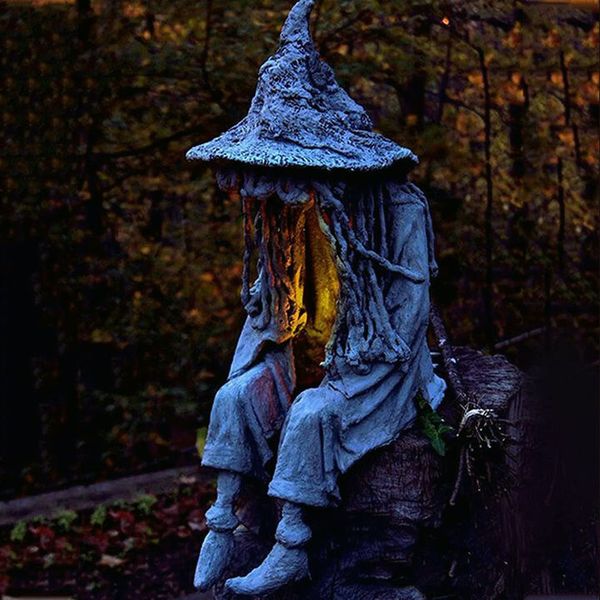 Mystic Witch™ - Solar-Powered Statue Light