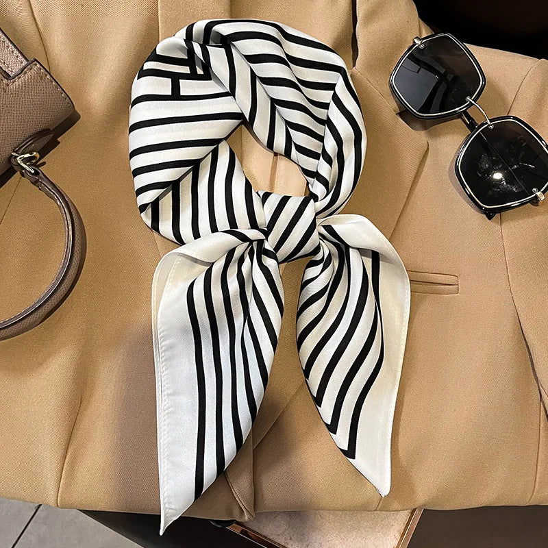 Silk Scarves Square 70 cm, Womens Scarf Plaid Silk Neck Scarf for Summer, Lightweight Hair Scarf Tie for Casual Outings