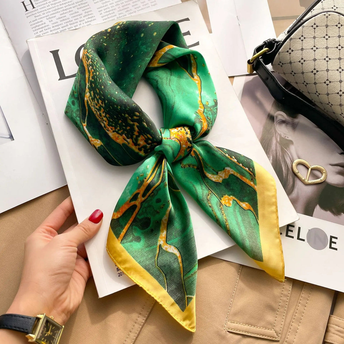 Silk Scarves Square 70 cm, Womens Scarf Plaid Silk Neck Scarf for Summer, Lightweight Hair Scarf Tie for Casual Outings