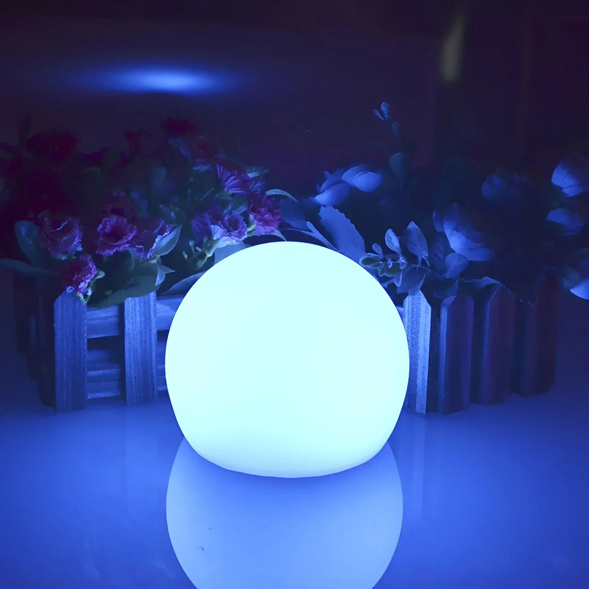 Rechargeable LED Sphere Light for Outdoor & Indoor Use – Cordless Color-Changing Globe Lamp for Patio, Yard, Deck & Events