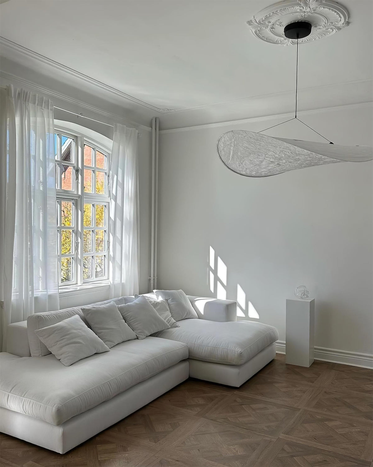 Cloud Paper Ceiling Fixture 24-Inch Hanging Lamp Modern Overhead Lighting for Dining Kitchen Living Room Adjustable Height LED