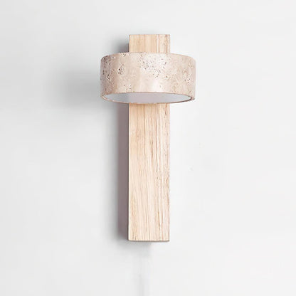 Applique murale en travertin et bois – Luminaire moderne avec abat-jour en pierre et faisceau incliné – Éclairage décoratif sculptural chaleureux pour chambre, salon et couloir