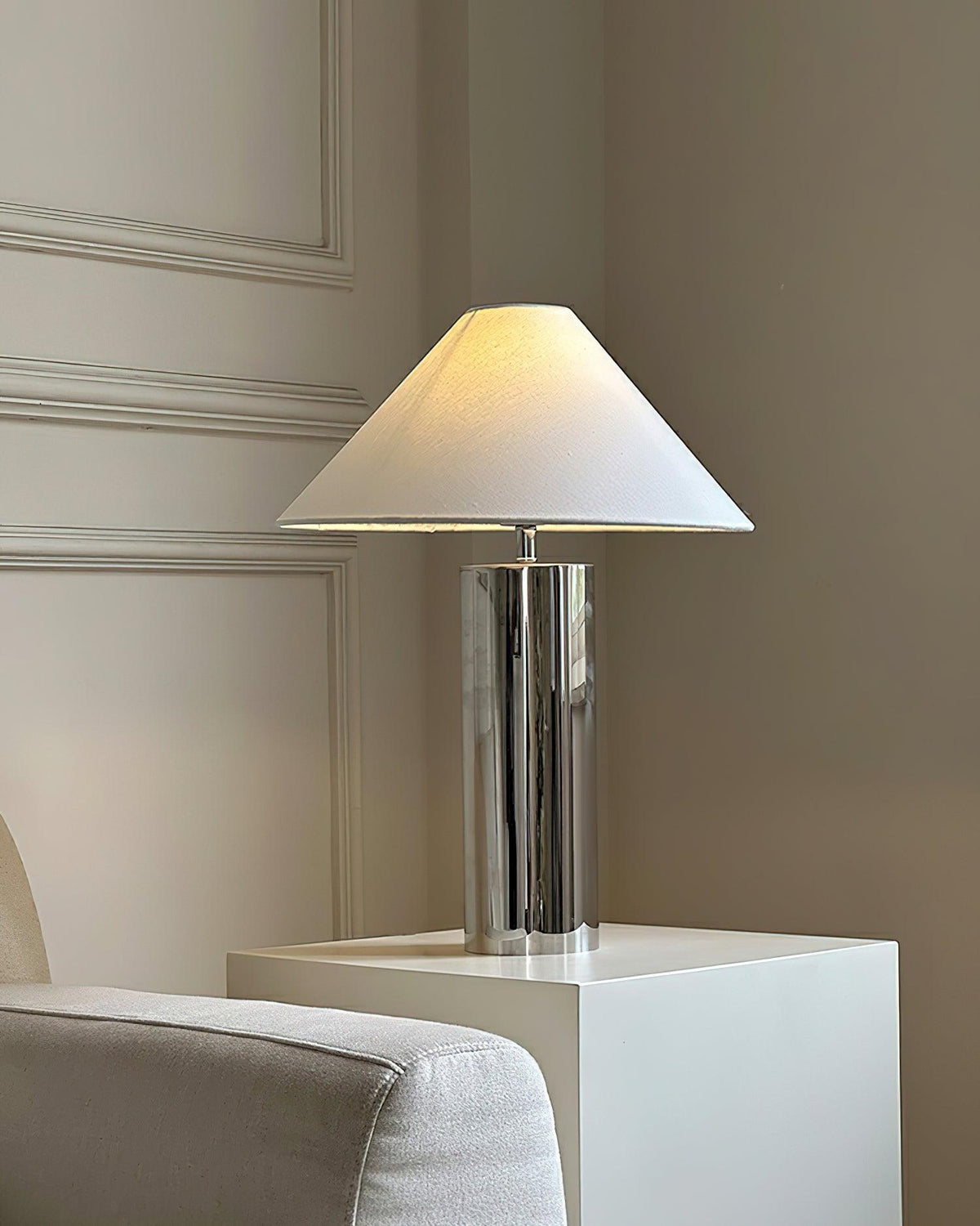 Fabric Shade Bedside Lamp with Metal Base 16-Inch White Reading Light for Nightstands Desks Home Office Bedroom