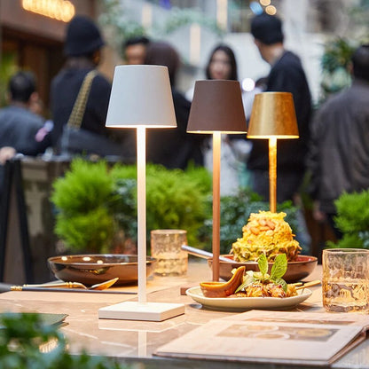 Lampe de table LED rechargeable et portable avec variateur d'intensité – Lampe de bureau sans fil à piles pour salon, chambre, terrasse et restaurant