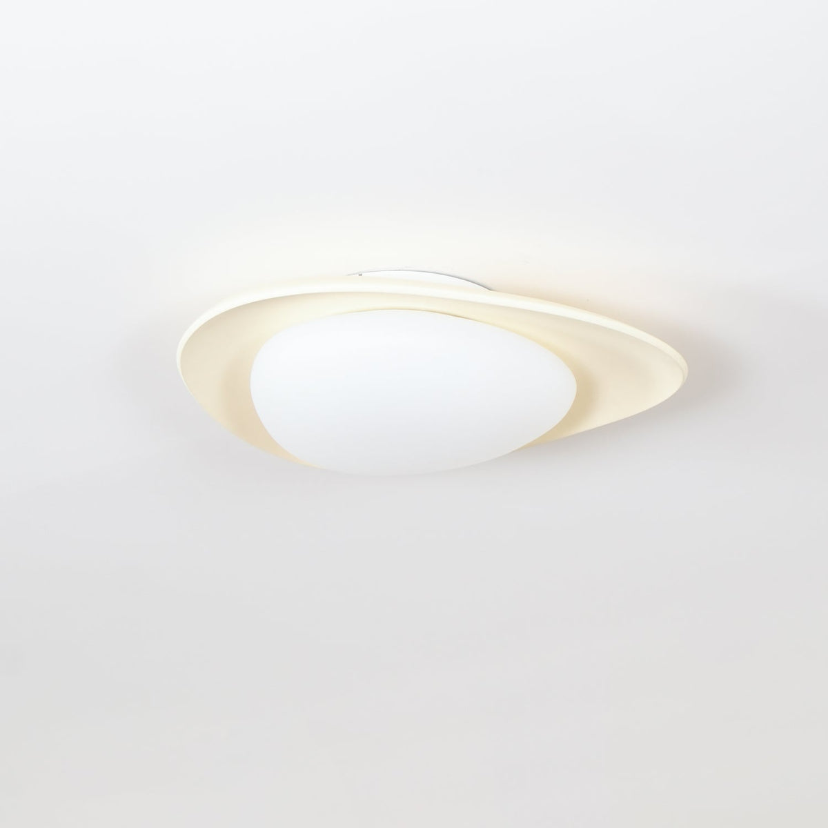 Organic Resin LED Flush Mount Light Green Beige for Bedroom Living Room Dining Room Modern Overhead Lighting Nature-Inspired