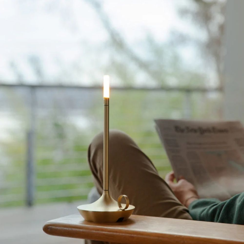 Lampe de bureau compacte avec lueur douce et chaude