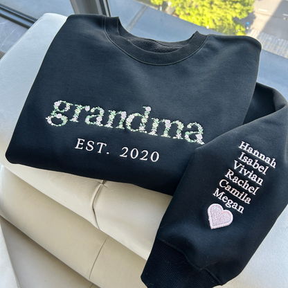 Personalized Embroidered Floral Mom Sweatshirt with Custom Name & Year - Unique Gift for Mother's Day, Birthday, Grandma, Nana - Unisex