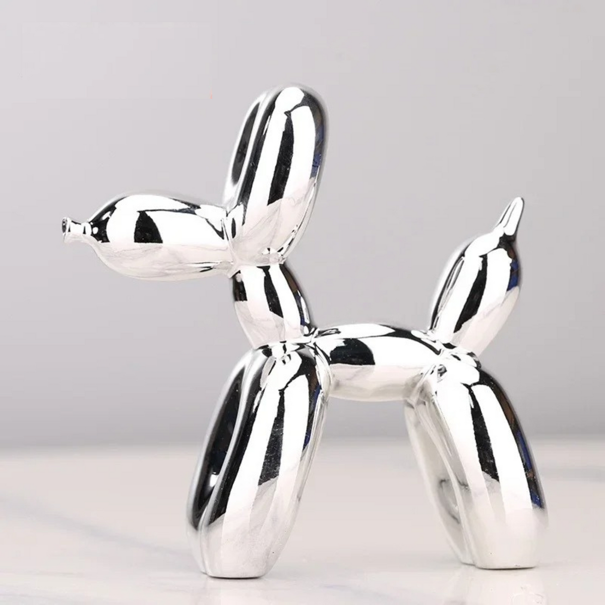Resin Balloon Dog Sculpture – Modern Pop Art Figurine for Shelf, Desk & Home Decor in 3 Sizes
