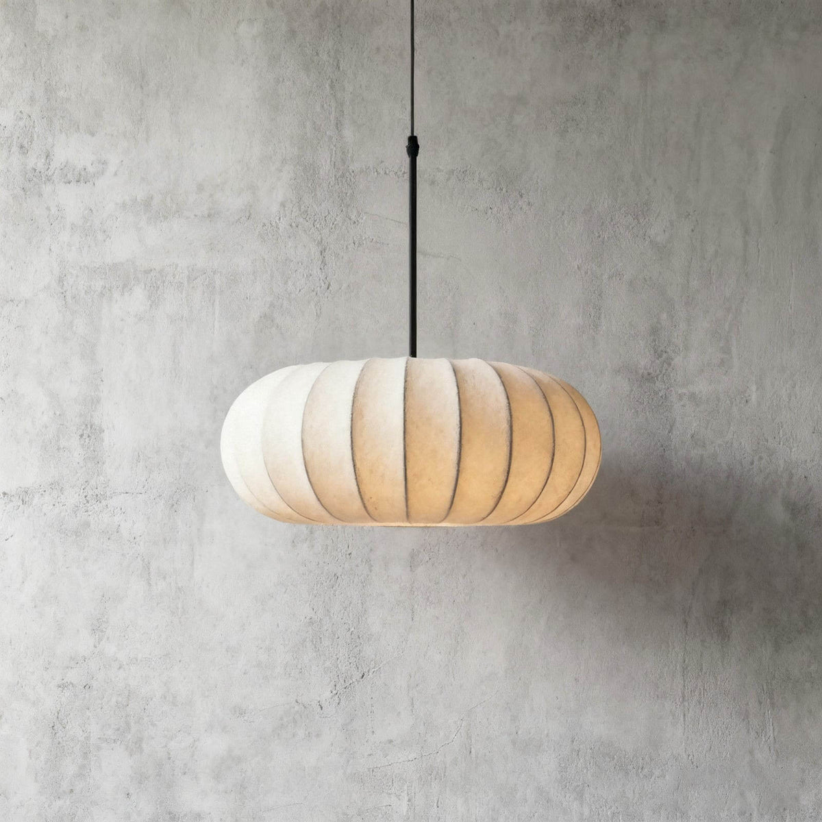 Suspension en soie à forme organique pour salles à manger et salons – Compatible LED à intensité variable, disponible en tailles 12, 16 ou 20 pouces
