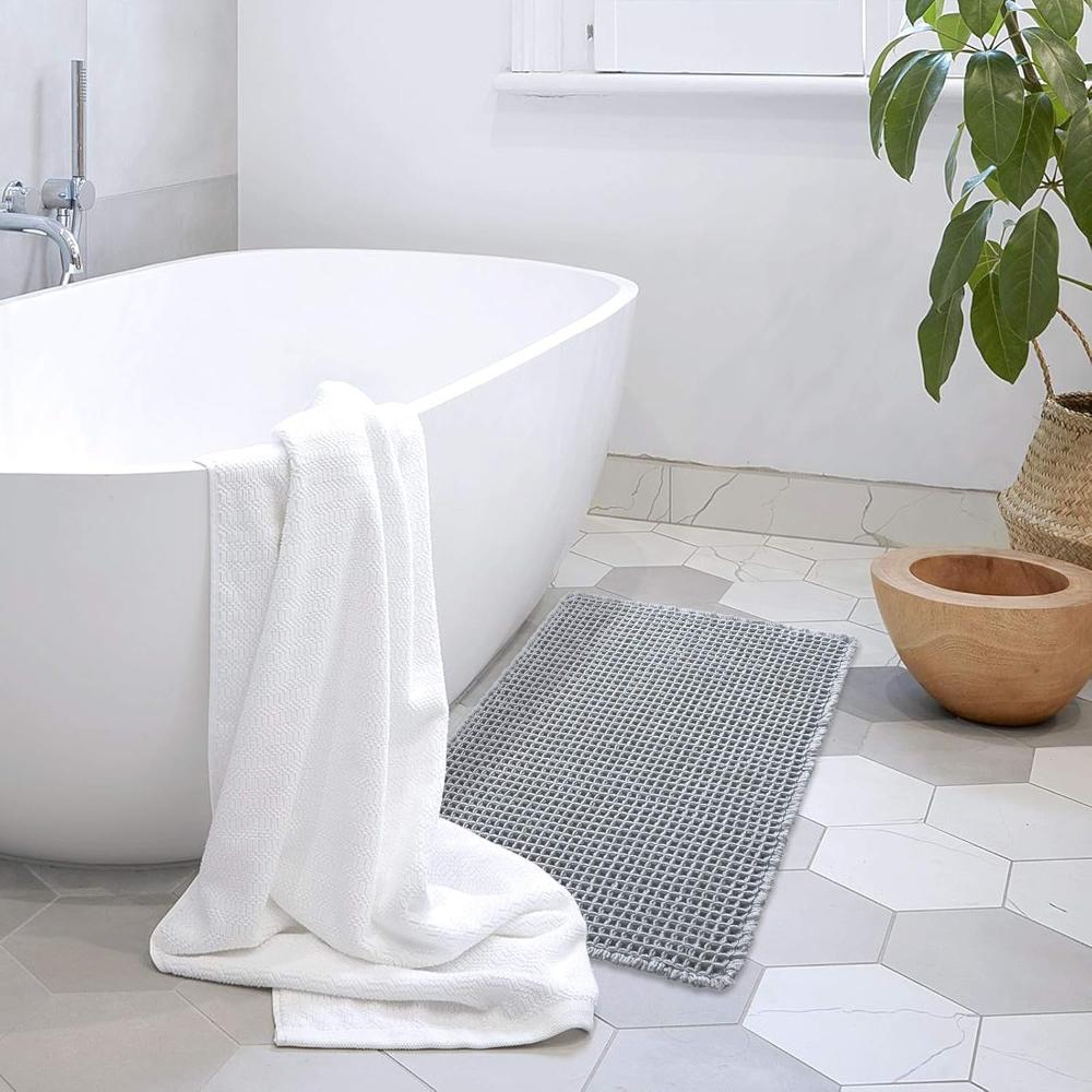 Waffle Bath Mat | Ultra-Absorbent Soft Material for Cozy Comfort