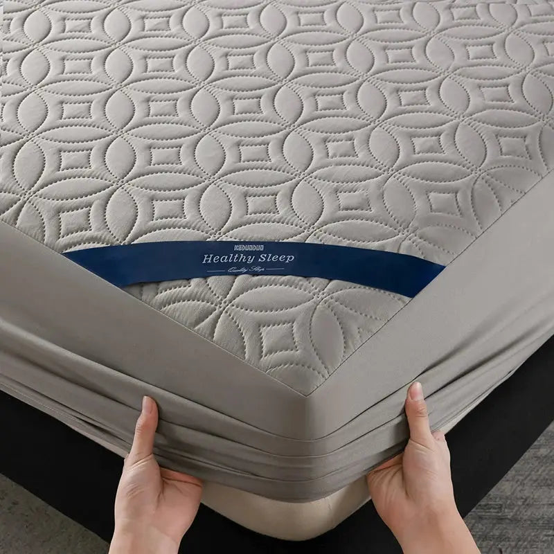 Ortekor Waterproof Mattress Protector with Deep Pocket Design | Comfortable Bed Cover for Queen Mattresses