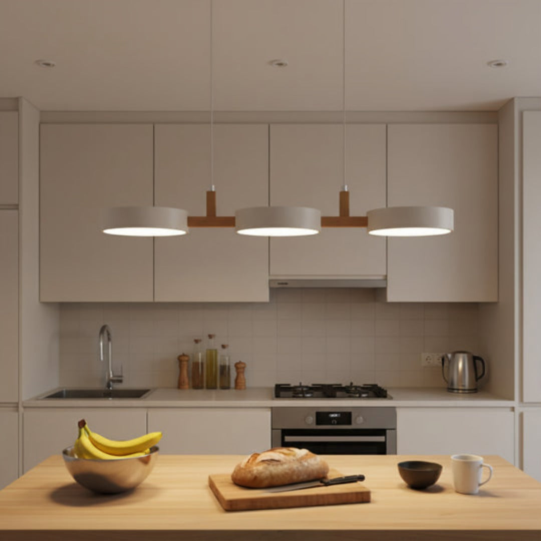 Suspension ronde moderne avec détails en bois pour salle à manger – Luminaire suspendu à DEL de 30 po pour îlot de cuisine et coin-repas