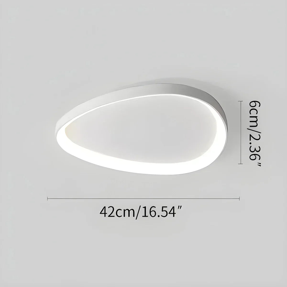 Plafonnier LED encastré ovale en métal de 17 po avec température de couleur réglable et intensité variable pour chambres, entrées et maisons contemporaines