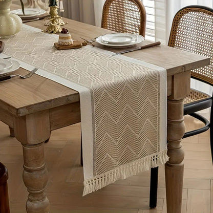 Fringed Woven Runner for Dining Tables – Zigzag Textured Microfiber Protection with Sandstone Tones – Coffee Table Accent for Modern and Min