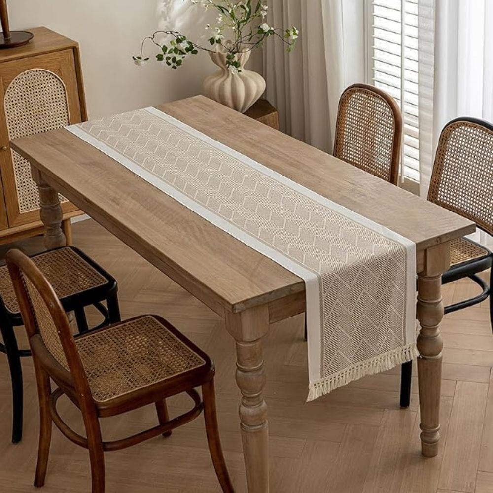 Zara Loom Table Runner - Microfiber, Geometric Zigzag