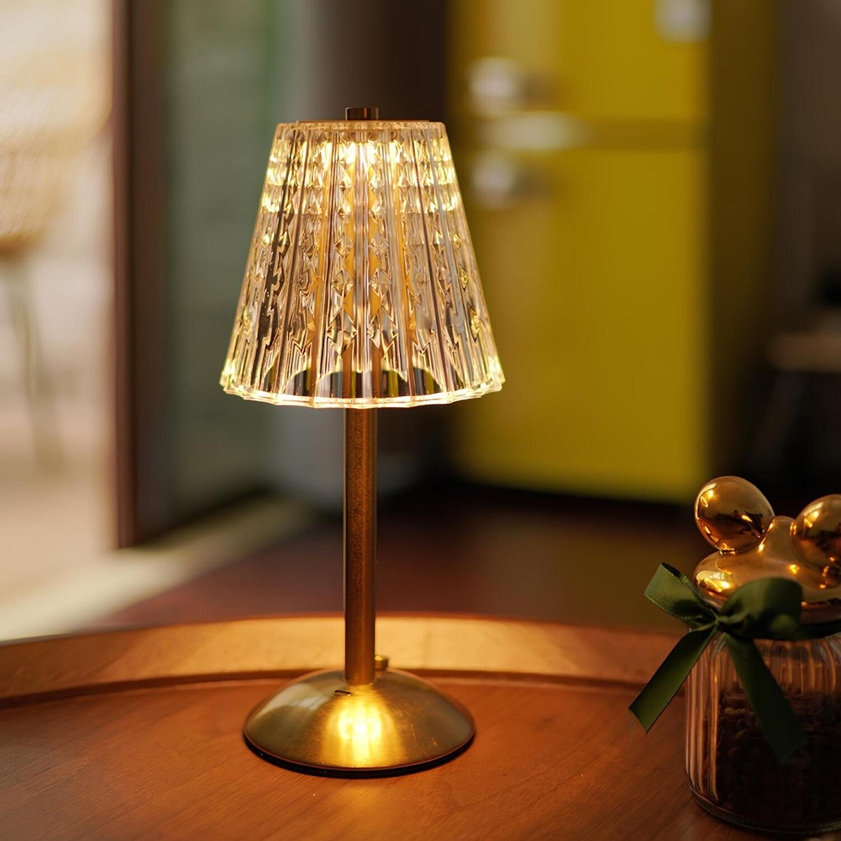 Cordless Crystal Table Lamp with Touch Dimming Control – Rechargeable LED Bedside Light with Gold Aluminum Base for Bedroom, Living Room &