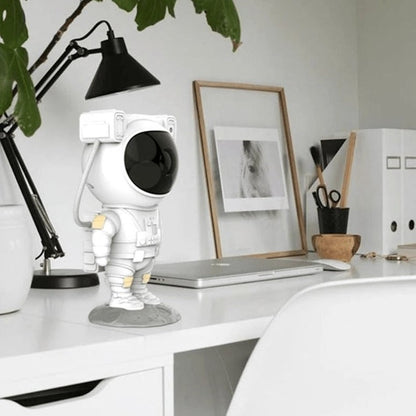 Projecteur d'étoiles astronaute veilleuse LED avec télécommande, 8 modes de couleur, tête rotative, alimenté par USB, pour chambre à coucher, décoration spatiale, enfants et adolescents