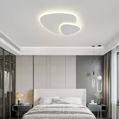 Sculptural LED Flush Mount Light Fixture 16-20 in Layered Acrylic White for Bedroom Hallway Contemporary Overhead Lighting Home Interior Dec