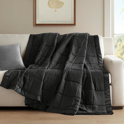 Collection Windom | Couverture en duvet synthétique avec traitement anti-humidité | Couvre-lit léger et doux toutes saisons, bordure satinée