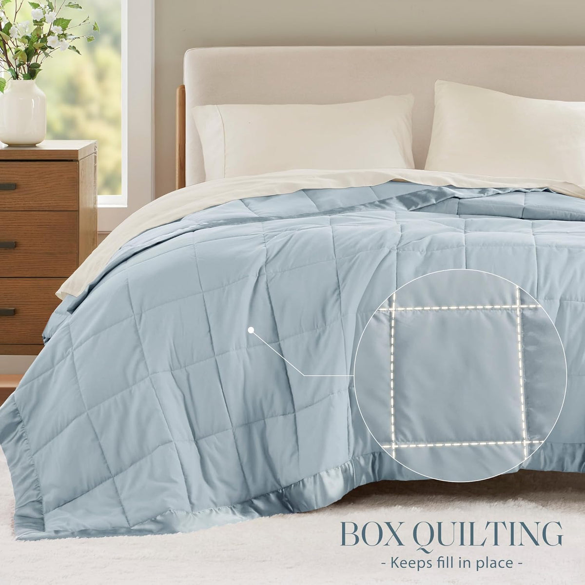 Collection Windom | Couverture en duvet synthétique avec traitement anti-humidité | Couvre-lit léger et doux toutes saisons, bordure satinée