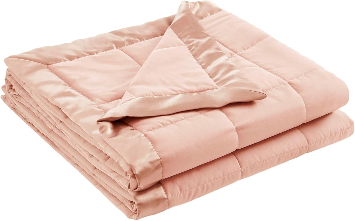 Collection Windom | Couverture en duvet synthétique avec traitement anti-humidité | Couvre-lit léger et doux toutes saisons, bordure satinée