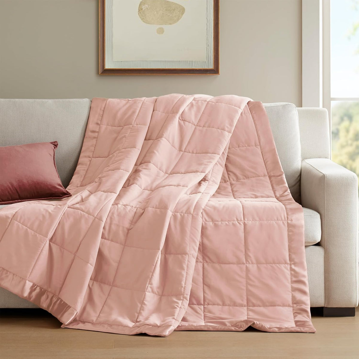 Collection Windom | Couverture en duvet synthétique avec traitement anti-humidité | Couvre-lit léger et doux toutes saisons, bordure satinée