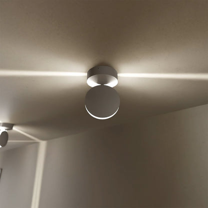 Modern Indoor Ceiling Spotlight Fixture | Adjustable Energy-Efficient Design for Versatile Illumination