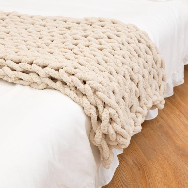 Plaid en grosse maille tressée en fil chenille doux pour canapé, lit et salon – Couverture décorative en tricot pelucheux surdimensionné