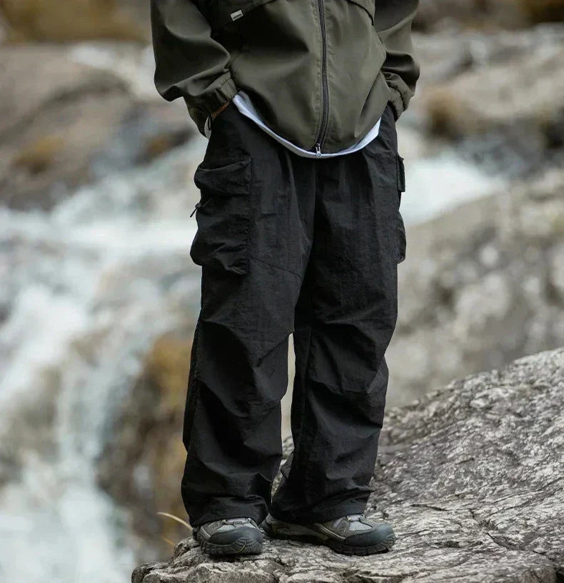 Rain-Ready Cargo Pants for Women – Waterproof Outdoor Trousers with Relaxed Fit for Hiking, Travel & Everyday Wear