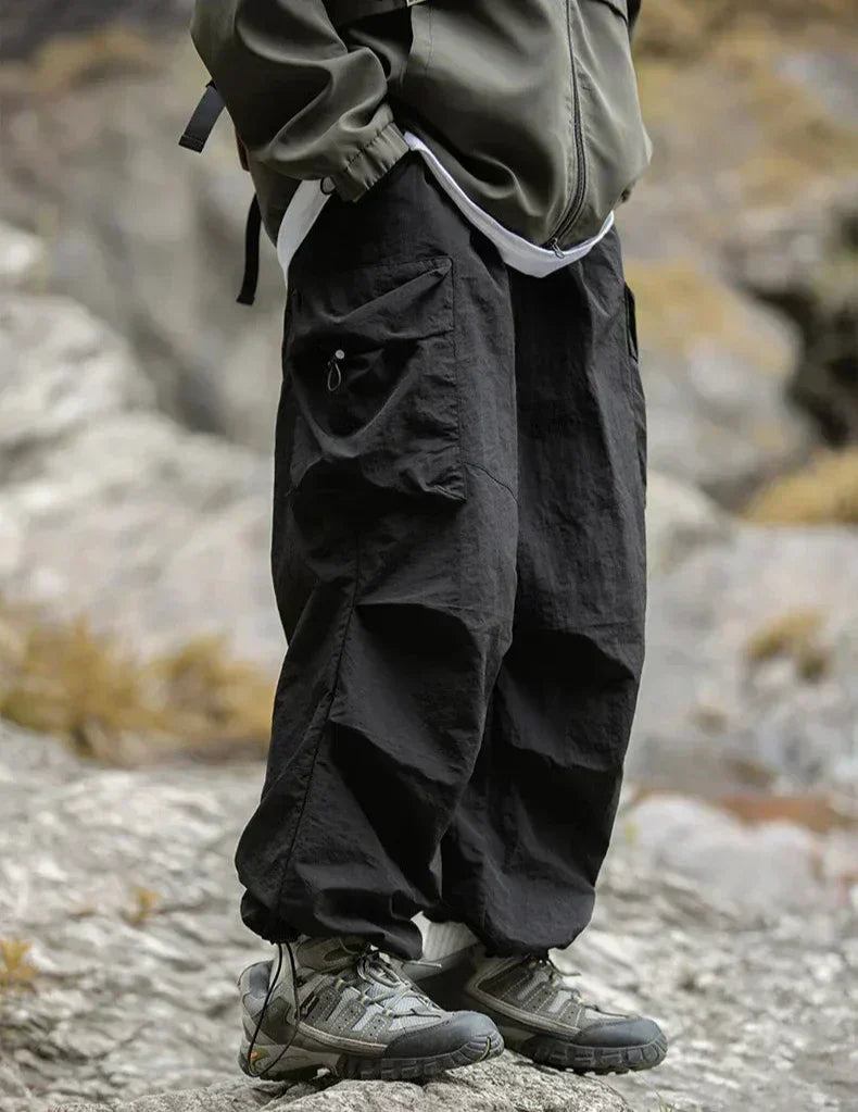 Rain-Ready Cargo Pants for Women – Waterproof Outdoor Trousers with Relaxed Fit for Hiking, Travel & Everyday Wear