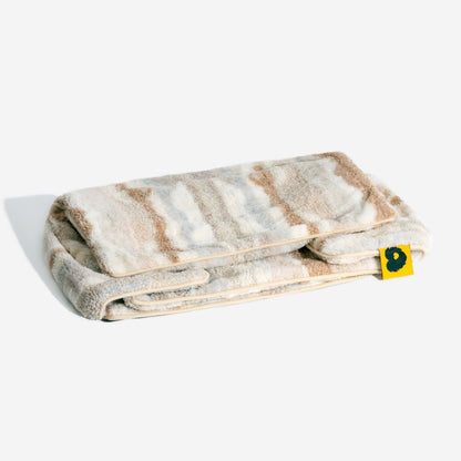 Plush Pet Couch with Washable Cover - Dual-Layer Cushioned Lounger for Dogs & Cats - Striped Fleece Nap Spot