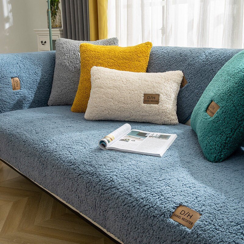 Plush Fleece Couch Cover with Non-Slip Backing – Pet Hair & Stain Protection + 2 Pillow Covers for Living Room Sofas