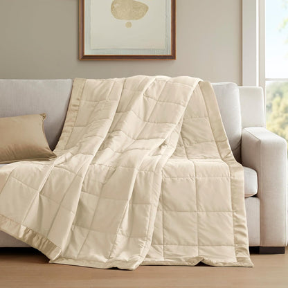 Collection Windom | Couverture en duvet synthétique avec traitement anti-humidité | Couvre-lit léger et doux toutes saisons, bordure satinée