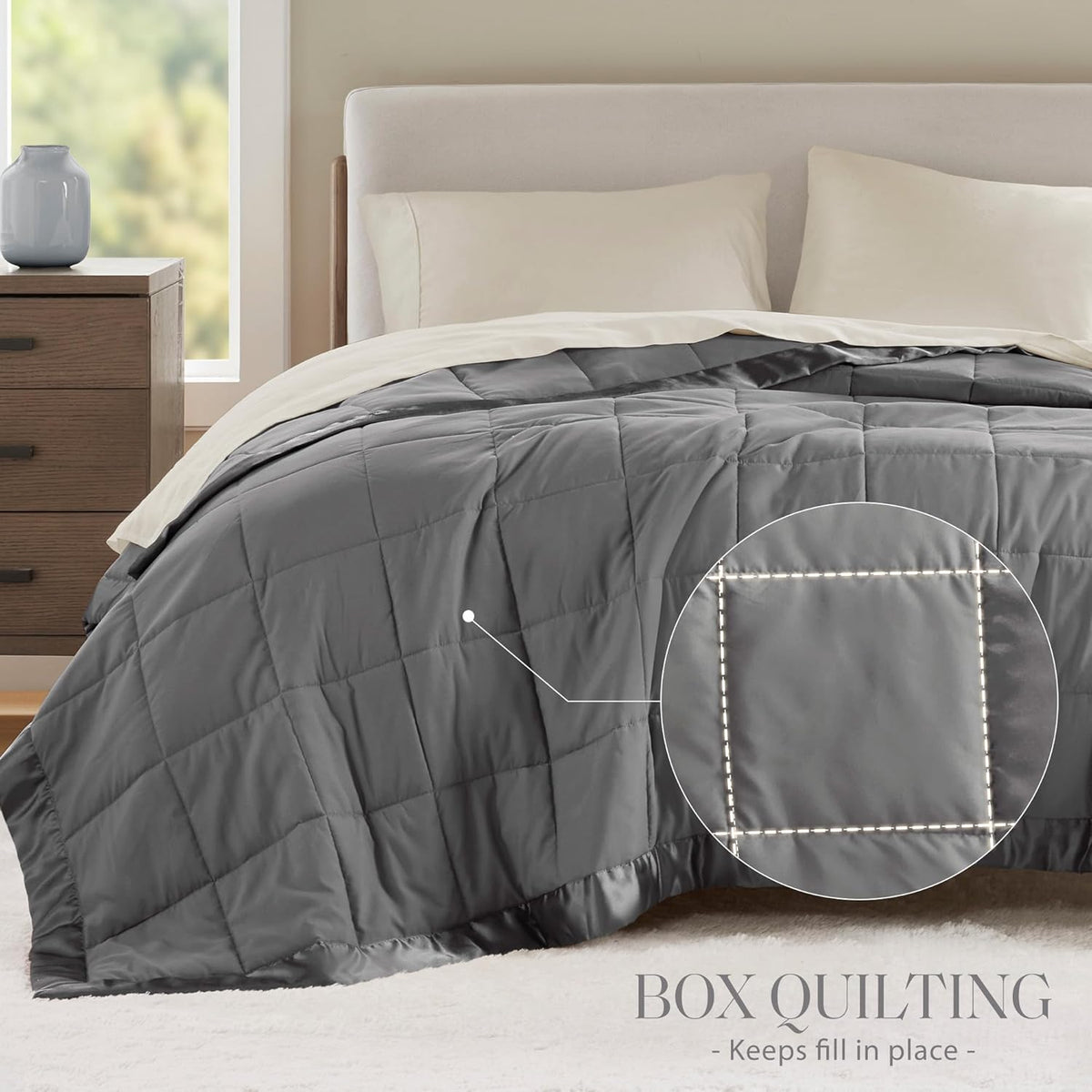 Collection Windom | Couverture en duvet synthétique avec traitement anti-humidité | Couvre-lit léger et doux toutes saisons, bordure satinée