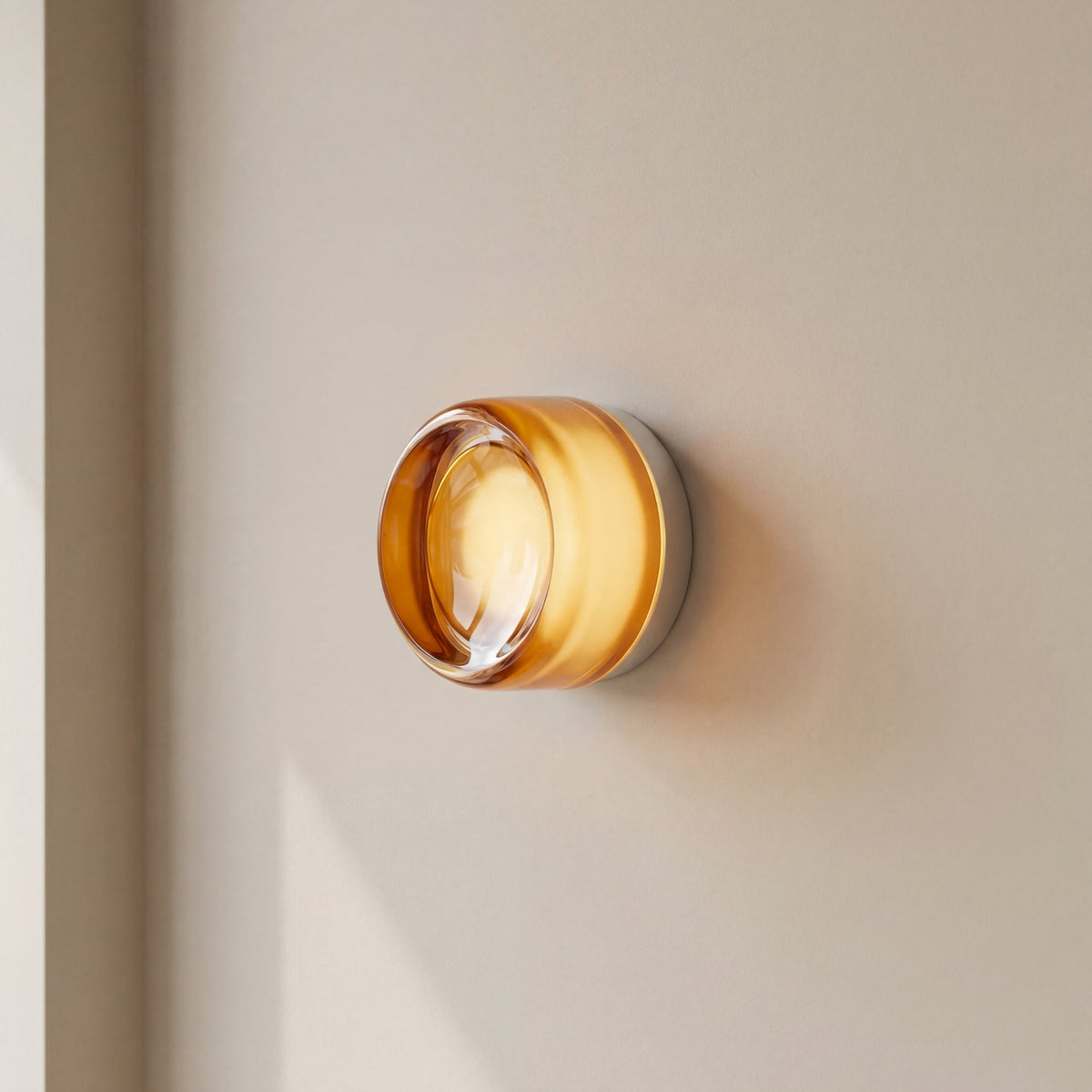 Circle Glass Wall Sconce Light – Warm LED Glow for Bedroom, Living Room & Hallway – Modern Minimalist Design